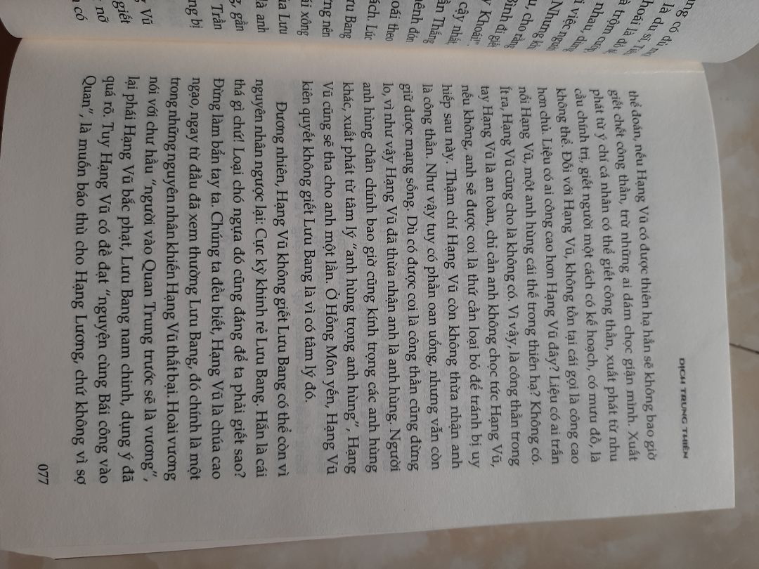 Sách in đẹp, rất ràng, nhưng bìa mềm, ko có chỉ nhớ trang, khỏi sách nhỏ.