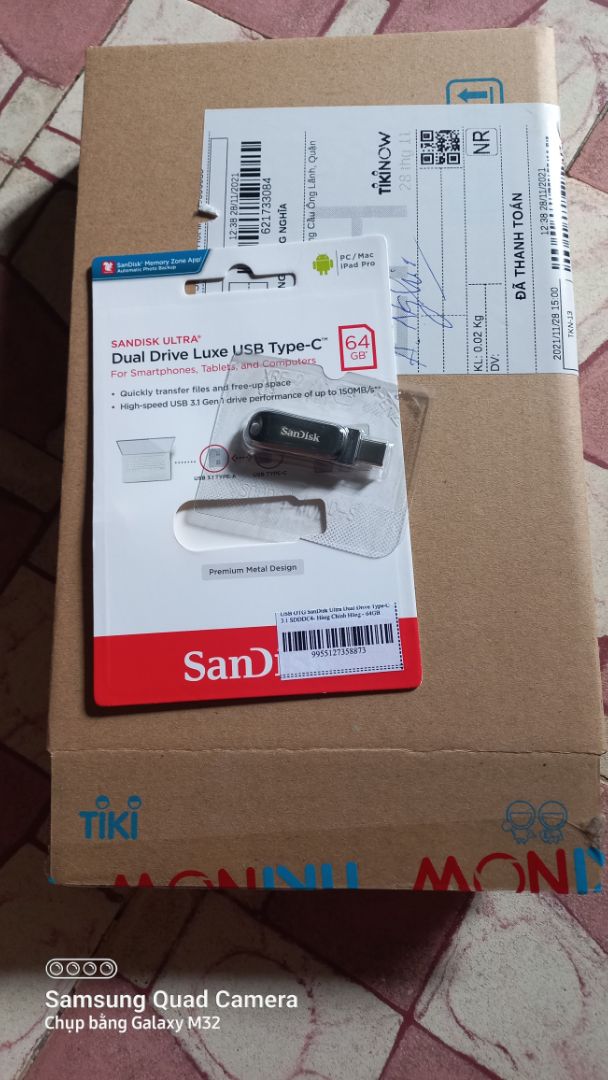 USB OTG Sandisk Ultra tiện lợi cho nhu cầu đa dạng thời nay, kích thước gọn nhẹ và mẫu mã đẹp, giá lại tốt. Về dịch vụ thì thích nhất Tiki Now, giao hàng nhanh đáp ứng được  yêu cầu cấp thiết của người mua. Thank Tiki!