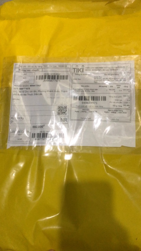 Shop tự ý giao hàng sai màu. Shop ko xử lí, khi khách phản hồi trả lời vô trách nhiệm. Đặt màu Nâu giao màu xanh xấu.