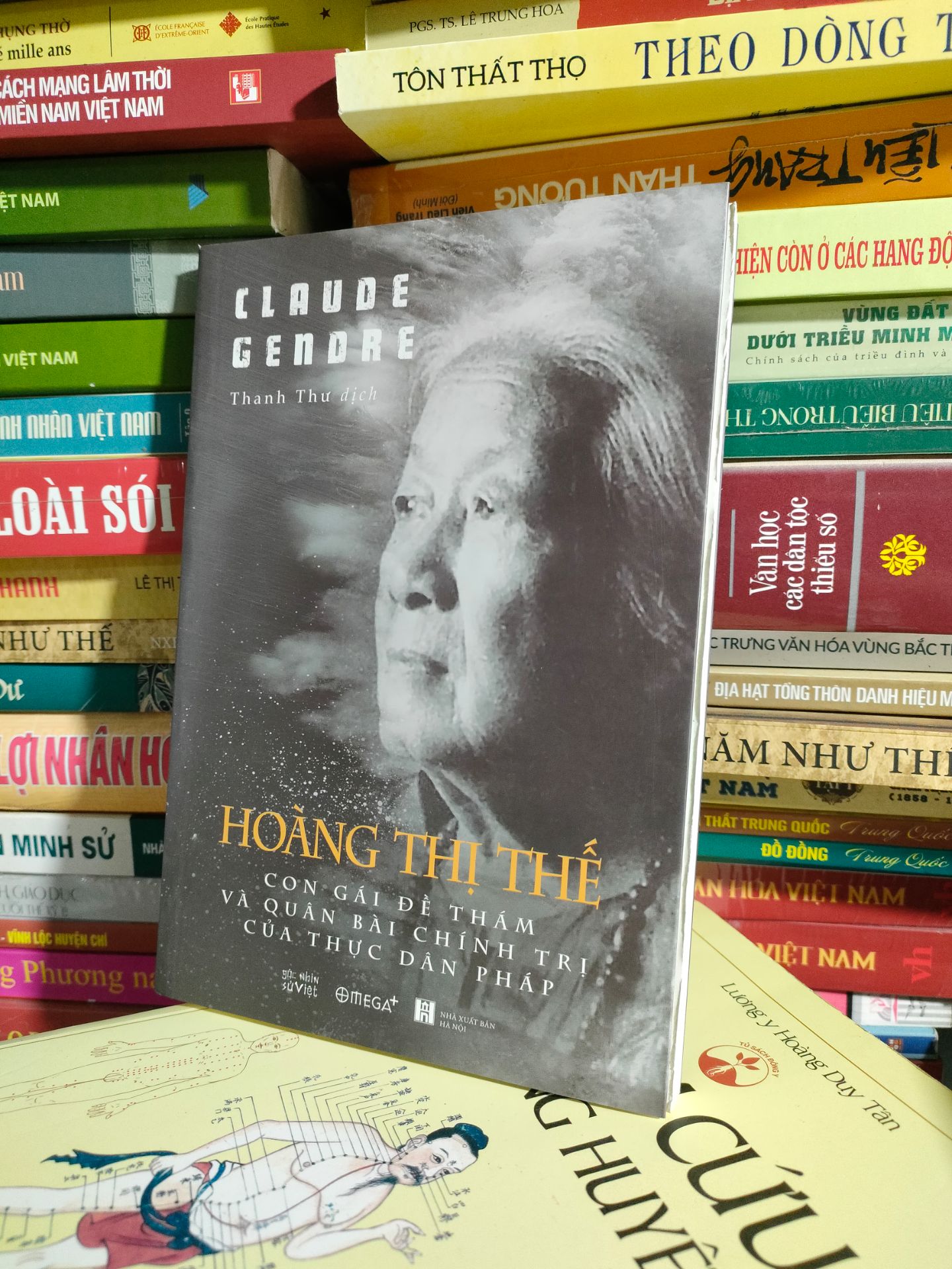 Có nhiều tư liệu mới