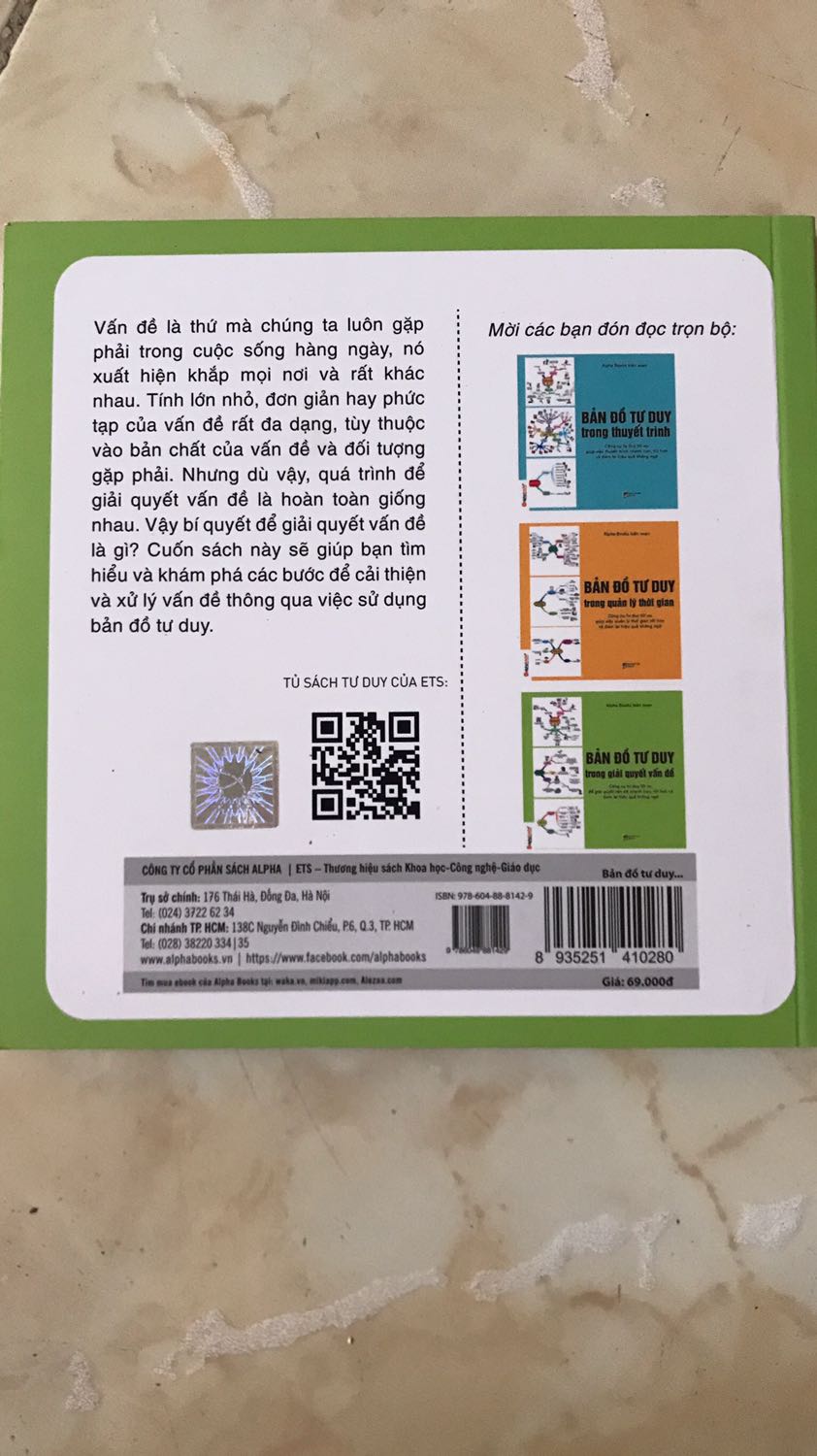 Mình mua tặng các anh em đồng nghiệp. Rất hài lòng về sách được nhận và thời gian giao.
Giao nhanh, người giao nhiệt tình. Sách đẹp. Chậm xuống lấy vẫn chờ. Cảm ơn shop và tiki.