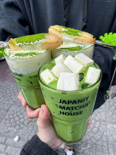 Sp có chất lượng đúng như mô tả, đóng gói chắc chắn, rất đáng tiền, giao hàng nhanh
P/s: ko có thời gian chụp hình nên mình lấy đỡ hình trên mạng up