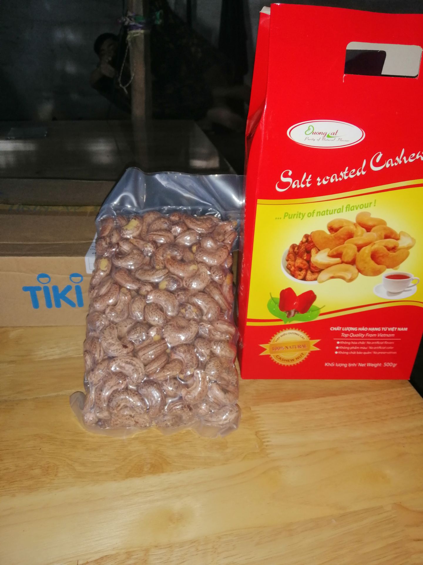 sản phẩm đúng mô tả ₫ong gói cẩn thận hạt điều to và nguyên hạt không vỡ vung chất lượng thương hạn giá tốt