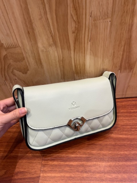 Đeo vai cực kì xinh nha form đẹp lên chuẩn nói chung là ưng lắm nha cảm ơn shop nhiều nha