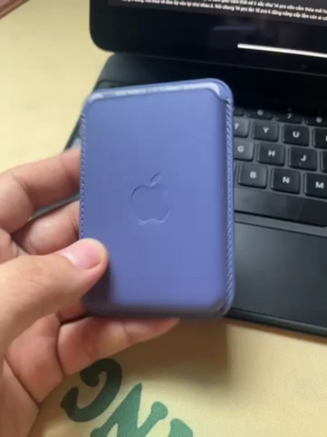 Ổn trong tầm giá… nhưng hít không chắc như cái lần trước đã mua.. da tốt… gia công đẹp… Ổn trong tầm giá… nhưng hít không chắc như cái lần trước đã mua.. da tốt… gia công đẹp…