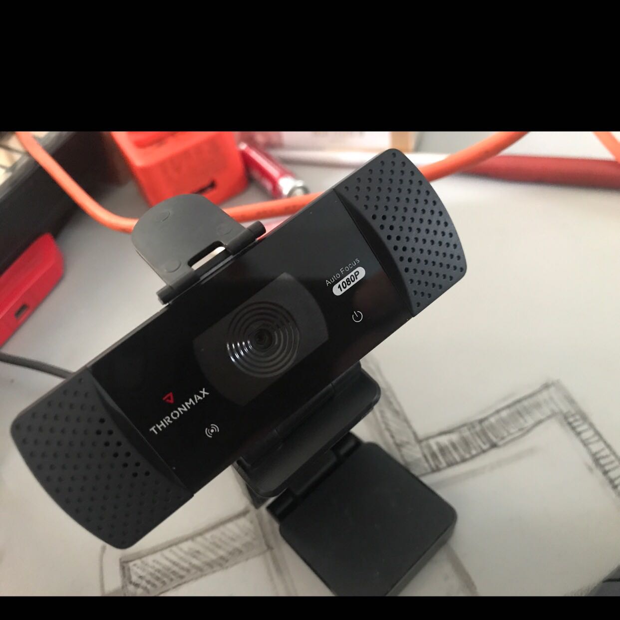 Camera ngon hơn tưởng tượng. Quay chất lượng ban đêm cũng khá tốt. Nhìn chung là bất ngờ với chất lượng sản phẩm