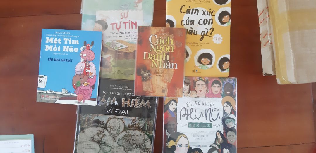 Giao hàng nhanh, nội dung hay. 5*