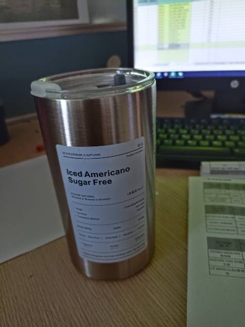 Giao hàng thiếu  không có ống hút