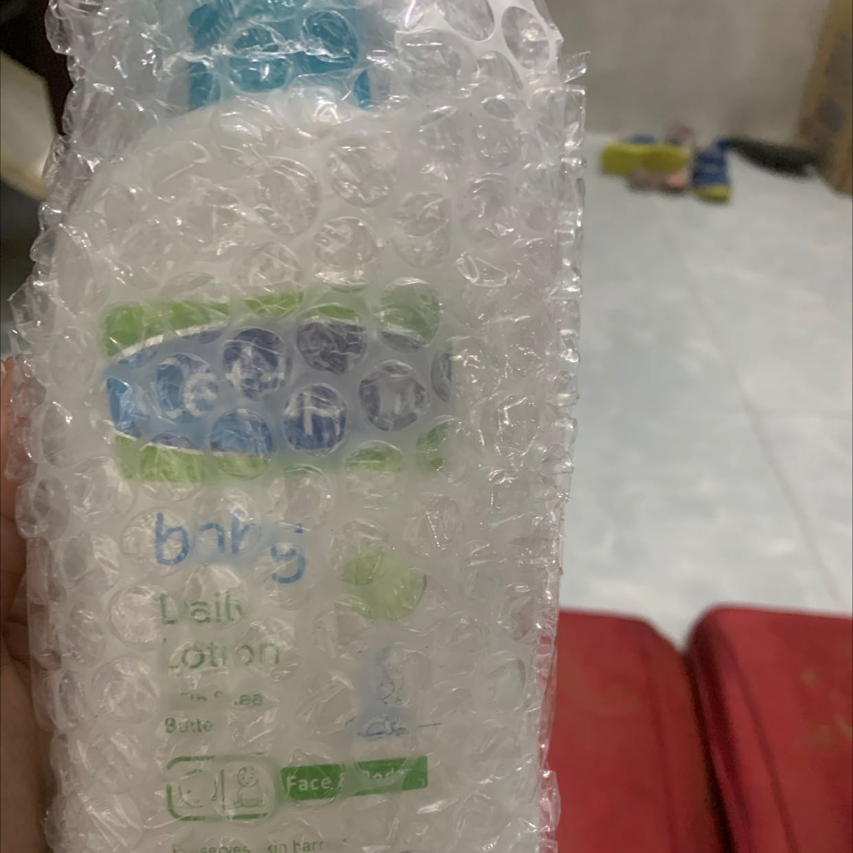 Nhận được hàng nhanh, bọc cẩn thận. Chưa sử dụng nên chưa biết thế nào.  Nhưng mà bọc thế này sẽ tiếp tục ủng hộ dài dài Nhận được hàng nhanh, bọc cẩn thận. Chưa sử dụng nên chưa biết thế nào.  Nhưng mà bọc thế này sẽ tiếp tục ủng hộ dài dài