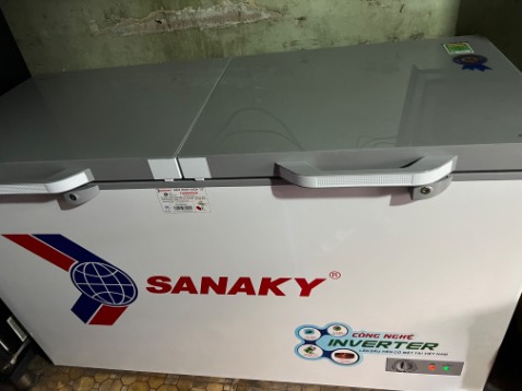 Shop tư vấn nhiệt tình, hỗ trợ giao hàng nhanh mặc dù mình đặt hàng cuối tuầ 
Sản phẩm giao mình thấy mới 100% đúng như miêu tả và khá hài lòng
Mới dùng nên chưa đánh giá mức độ bền thế nào nhưng tin tưởng thương hiệu của Sanaky