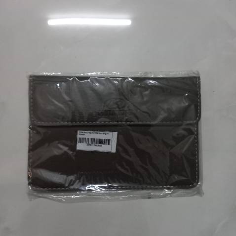 Bóp khá chắc chắn,giá cả phù hợp,giao hàng nhanh.