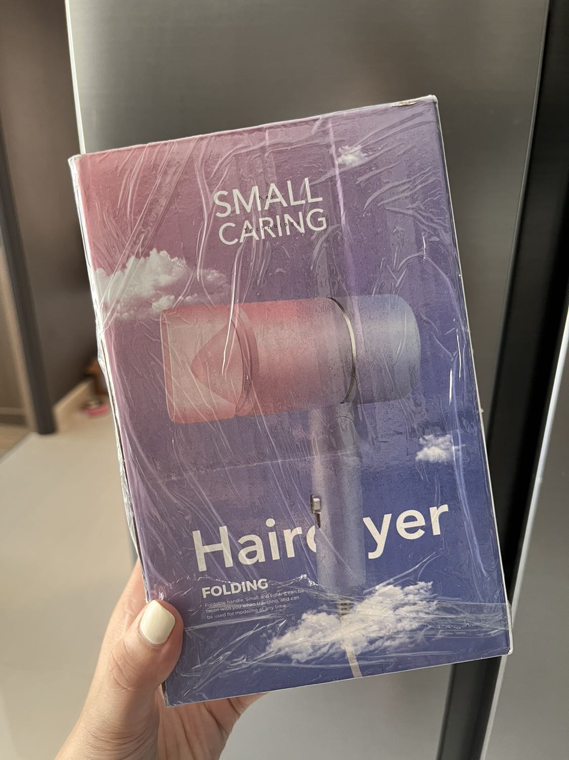 Máy sử dụng ok. Hơi ồn và phần nhựa hơi mỏng manh nhưng mình hoàn toàn hài lòng với giá thành sp.