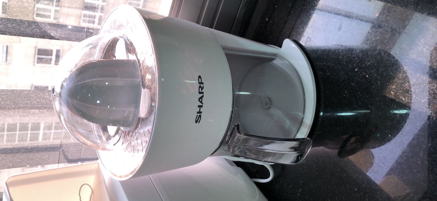 Mấy lần viết comment chửi Tiki mà chả thấy nổi lên cái nào. Lần này cứ hiện lên mãi thử xem có lên không.
Cơ bản máy dùng tốt, giá tốt, nhưng mà Tiki giờ khác xưa nhiều rồi, giá ship nhảy như mổ cò, không để ý cẩn thận là ốm đòn. Không còn dám tin tưởng Tiki như trước nữa rồi