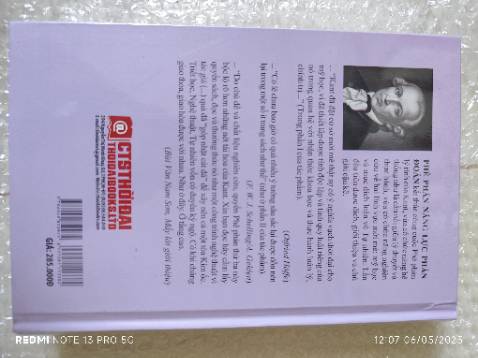Đóng gói cẩn thận, nội dung sách hay. Rất hài lòng. Sẽ tiếp tục ủng hộ Tiki.