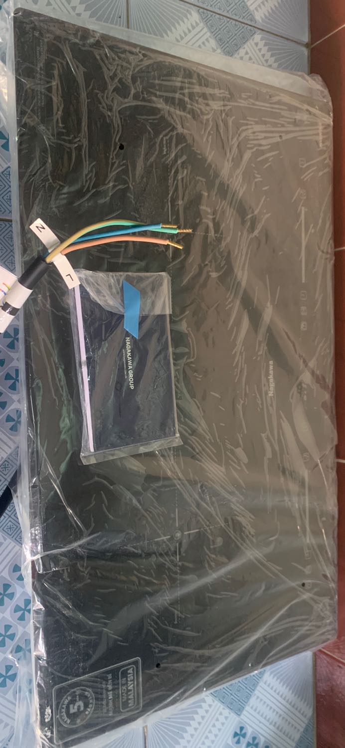 Sản phẩm thực tế không được như mong đợi, không có ổ cắm, không có thẻ bảo hành sản phẩm, không có hoá đơn mua hàng. Chưa biết dùng thì như nào!