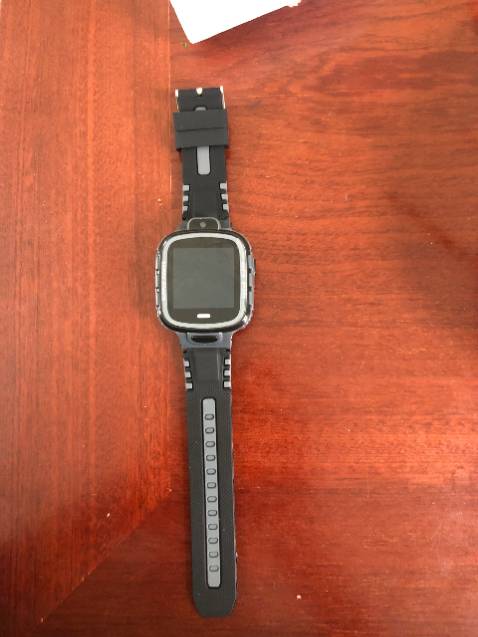 Mẫu đẹp đồng hồ nghe gọi rõ ràng, định vị chuẩn  nhưng không có chức năng video ***  nhưng shop phục vụ tốt nhiệt tình sau bán hàng lắm, hướng dẫn khách chu đáo, rất đáng đăt niềm tin, không như nhiều shop khác bán xong là thui.. Chắc chắn mua gì mình sẽ quay lại ủng hộ shop. Chuyên nghiệp