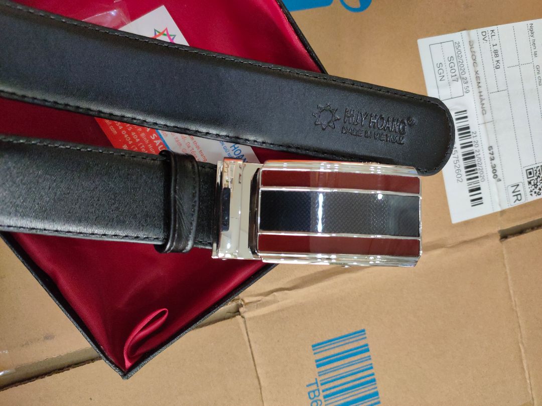 Thắt lưng đẹp... phải nói rất ưng ý, Da thật mềm mịn...