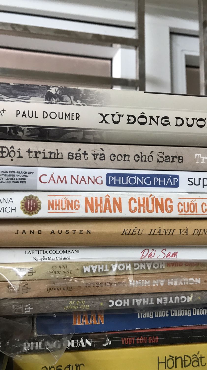 Hàng nhận được thấy ok
Sách mới, khổ giấy tờ, in đẹp.
Nội dung chưa đọc xong nên nhận xét sau