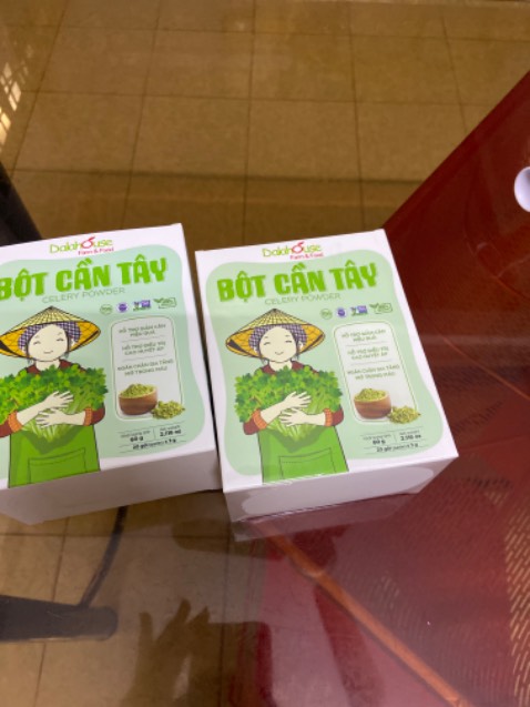 Đặt bột cải xoăn, giao bột cần tây
