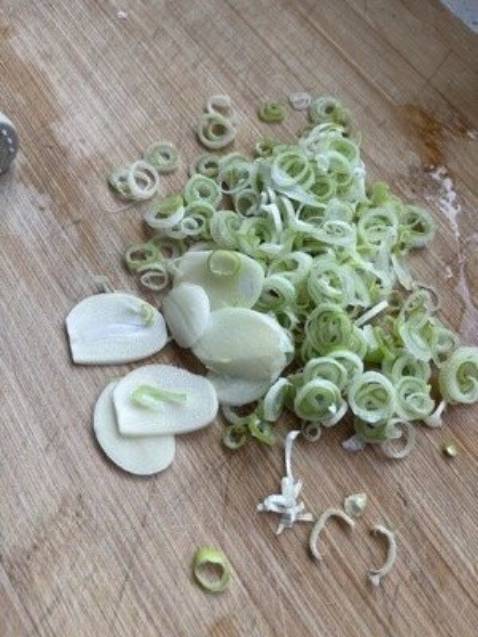 Máy chắc chắn,  thái được 3 nhiều kiểu,  shop tư vấn nhiệt tình, đóng gói chắc chắn