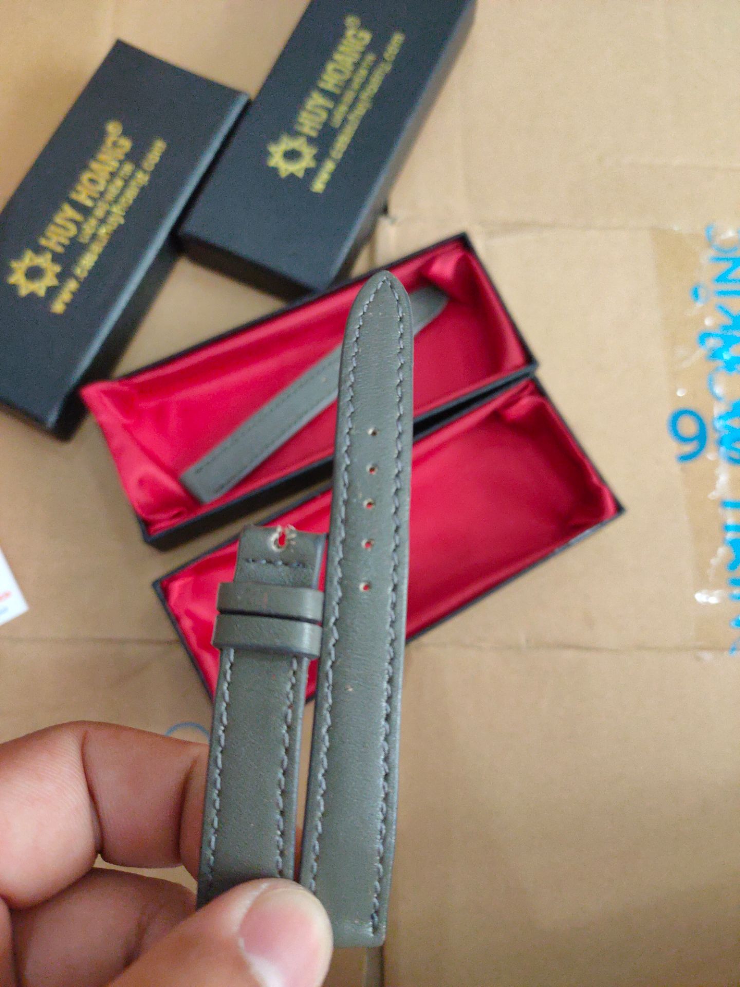 Mua lần 2 ở Huy Hoàng shop trên TiKi rồi.... xài rất tốt mua lần 2 sợi để dành sử dụng luôn...