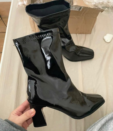 chất da bóng k có khoá tháo ra hơi khó