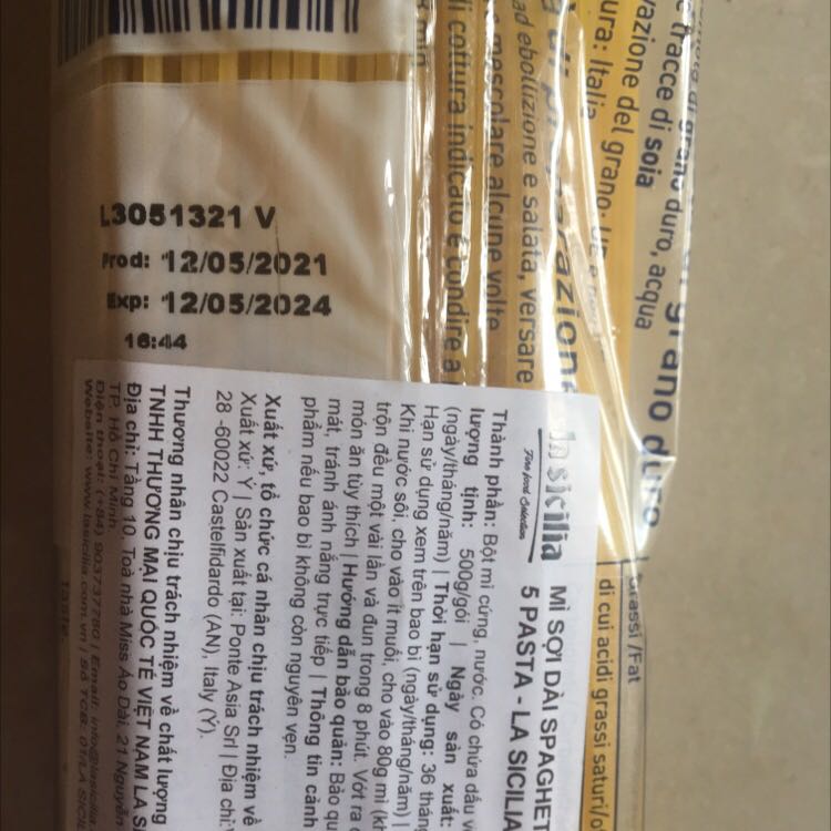 Mua được lúc giảm giá và nhận được hàng nhanh trong mùa dịch nên rất hài lòng. Mì ăn ngon, một gói ăn được nhiều lần.