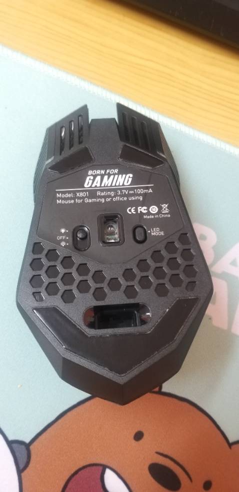 Chuột sử dụng được 4 ngày CHẾT QUEO.
Sạc pin nguyên ngày mà ko sống lại nổi.
 Giờ muốn bảo hành thì phải làm ntn vậy shop?
Chê sản phẩm này gòy nha shop. Chuột sử dụng được 4 ngày CHẾT QUEO.
Sạc pin nguyên ngày mà ko sống lại nổi.
 Giờ muốn bảo hành thì phải làm ntn vậy shop?
Chê sản phẩm này gòy nha shop.