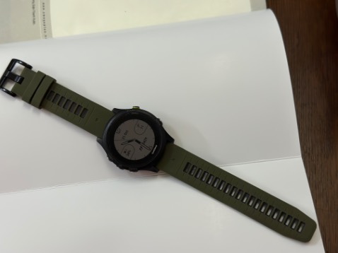 Dây quickfit rất đẹp. Dễ tháo lắp. Màu ở ngoài rất chất.