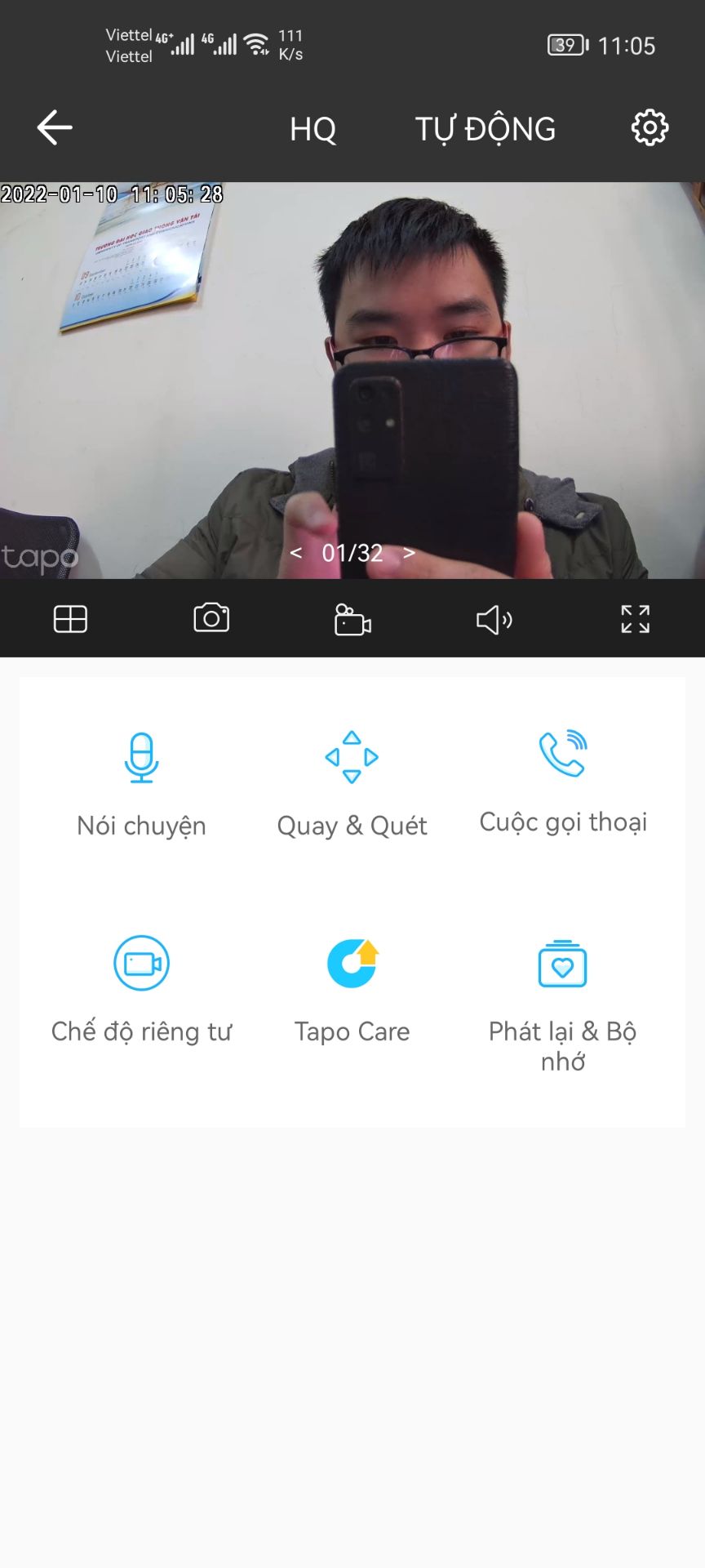 Đóng gói đẹp, giao hàng nhanh, dễ kết nối, *** qua thì rất ổn, app quản lý giao diện trực quan, dễ thao tác, có tiếng Việt. Giá quá tốt cho một sản phẩm thương hiệu nổi tiếng (mình áp mã còn có 449k). Chất lượng thì phải để thời gian trả lời. Nếu ok thì sẽ còn ủng hộ TPLink và Tiki nhiều 😁