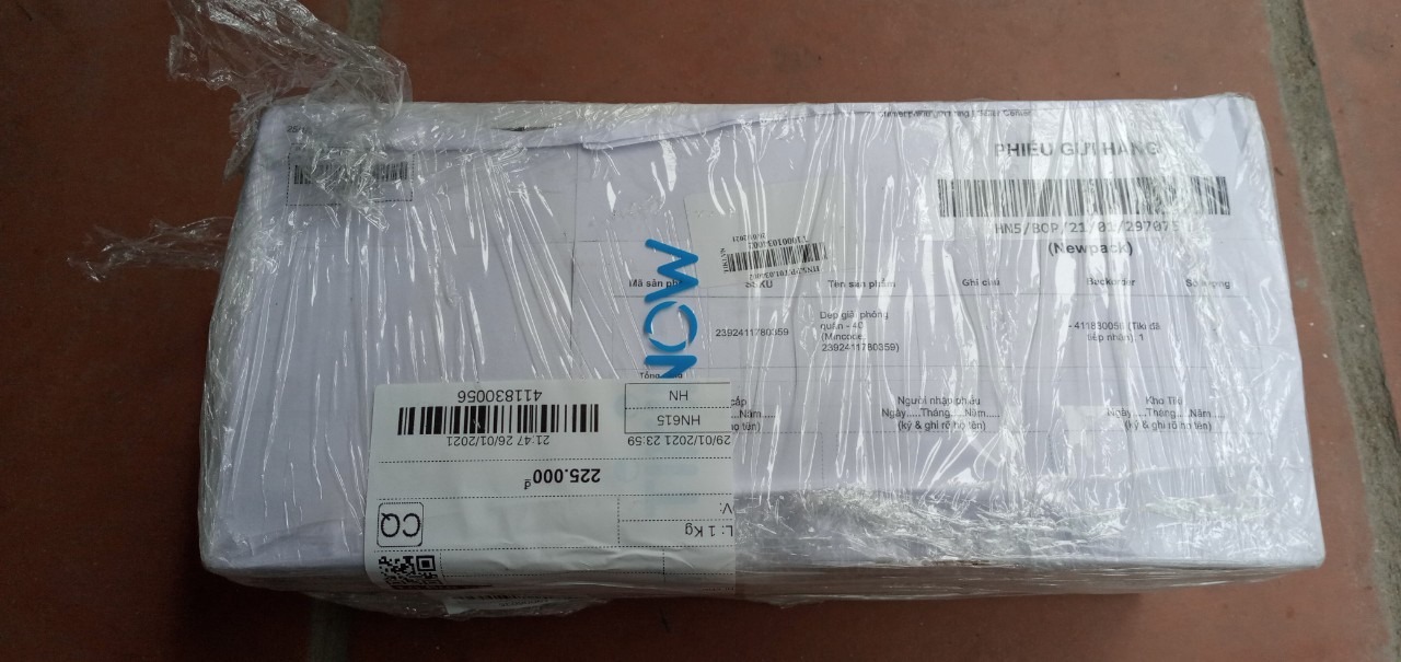 Tôi đã nhận được hàng rồi, khá hài lòng với mẫu mã và sản phẩm nhận được... Tôi đã nhận được hàng rồi, khá hài lòng với mẫu mã và sản phẩm nhận được...