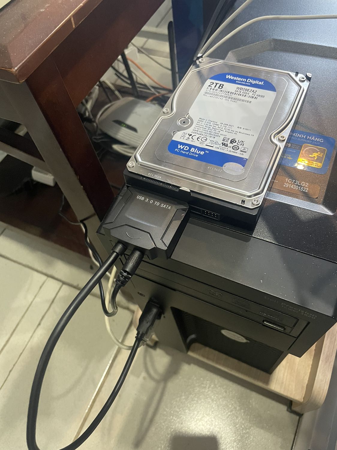 Cho tôi hỏi máy tính không nhận được HDD là do lỗi của Hdd hay lỗi của dây cáp chuyển đổi từ máy tính qua hdd, trong hình là Disk 2 Cho tôi hỏi máy tính không nhận được HDD là do lỗi của Hdd hay lỗi của dây cáp chuyển đổi từ máy tính qua hdd, trong hình là Disk 2