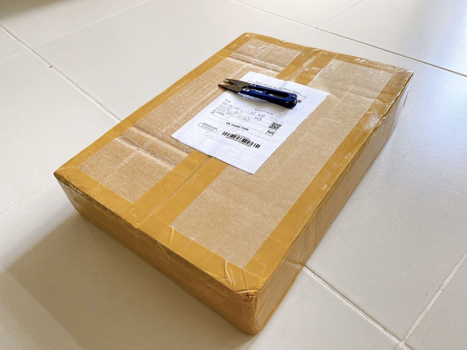 Sách hay, chỉ cách viết và mẹo ghi nhớ khá dễ hiểu, đóng gói tốt, giao hàng nhanh, ủng hộ shop.