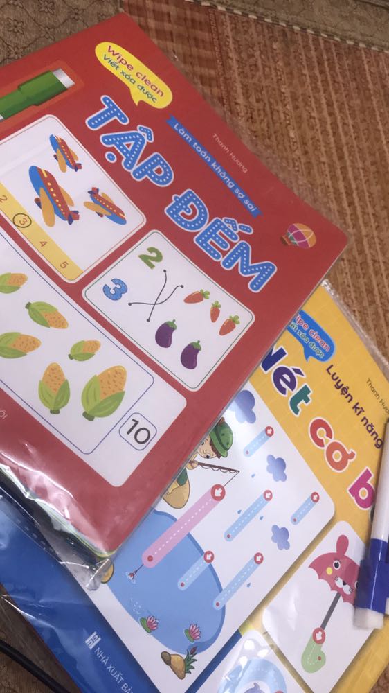 Sách đẹp, sh giao hàng cẩn thận, đủ sách. Rất ưng ạ.