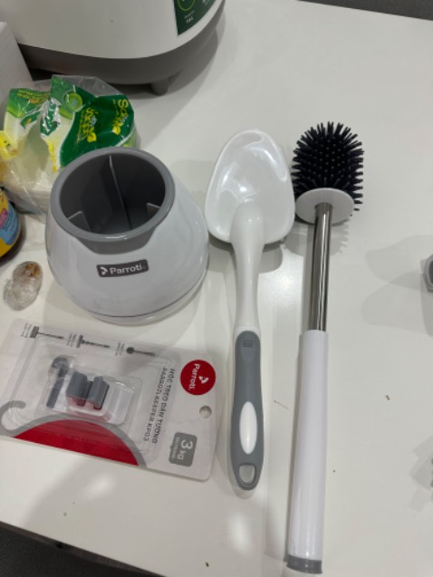 Thiết kế đẹp, màu sắc trang nhã, sang trọng, tay cầm chắc chắn, giá cả hợp lý. Đã mua nhiều sản phẩm của shop, sẽ ủng ủng hộ thêm. Hy vọng shop sẽ ra thêm sản phẩm bộ lai nhà tách nước!