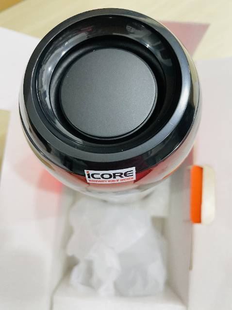 Loa đẹp, khá ưng phần đèn của loa, âm thanh rất ổn nhé, chất lượng 9/10, hàng chính hãng có bảo hành 12 tháng, khá hài lòng🥰