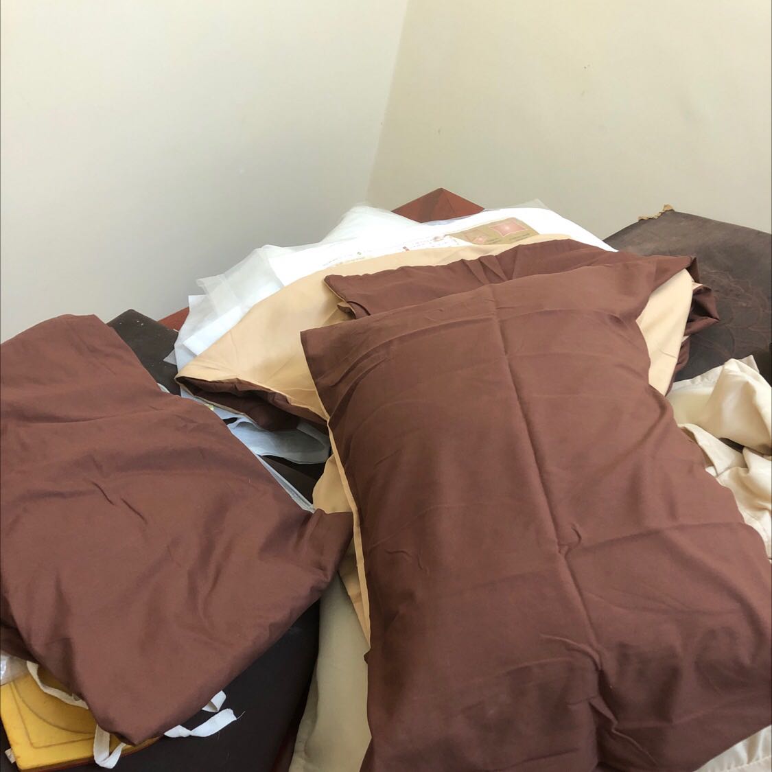 Hàng đẹp chất lượng vải đẹp, chưa xài nên không biết có đổ lông không nữa