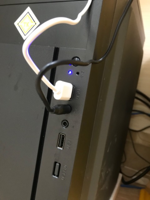 Jack 3.5 ( cổng AUX )cắm vào pc không nghe được shop ơi. Mình đã kiển tra bậy hệ thống loa trên pc rồi nhưng vẫn không nghe. Bluetooth kết nối với dt thì ổn