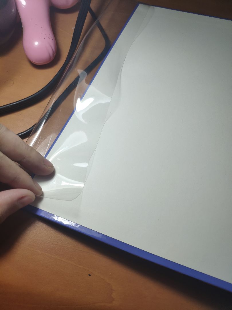 Hồi nhỏ mình rất ao ước có được sách này. bây giờ thành hiện thực. Sách đẹp không có gì để chê. Nhưng Tiki bọc bookcare cho mình bị lỗi như trong hình. 

Ngoài ra với các tranh minh họa không có màu trong sách các bạn có thể biến nó thành sách tô màu luôn. Mình mới tô đc 1 trang. Trang nào cũng có tranh nên tô tha hồ.