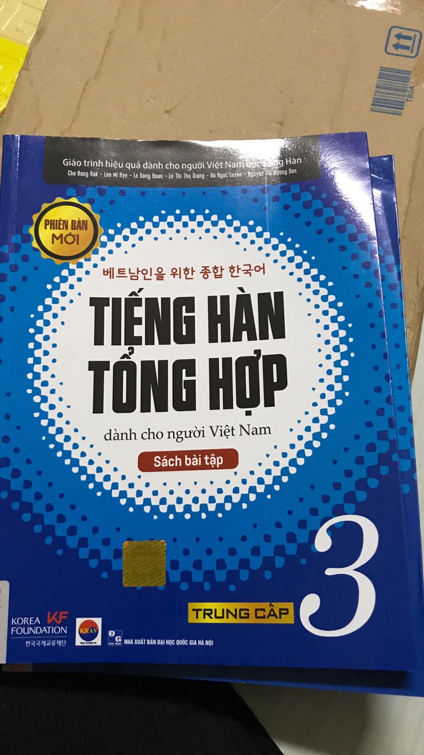 Chuẩn bị hàng nhanh, mình đặt nhiều rồi. Lần nào đóng gói cũng ok, sách mới, in đẹp