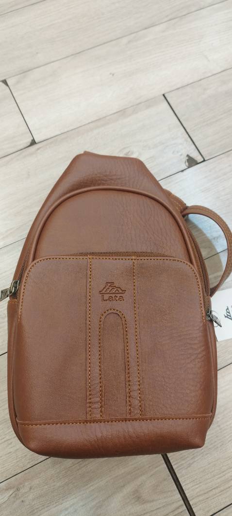 Túi quá đẹp luôn ạ , da mền , bên trong khá rộng  .. cảm ơn shop nhìu ạ