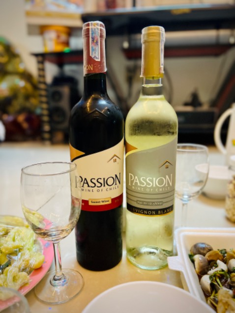 Đóng gói chắc chắn , giao hàng nhanh , rượu ngon vị nhẹ dễ uống