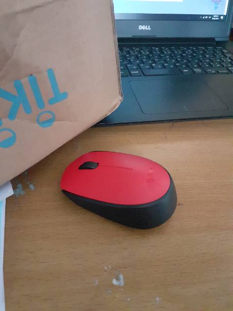 hàng vừa mới nhận đã không dùng được , mk đặt hàng từ hôm 31 đến 5/2 mới nhận được hàng . bật rồi mà chuột ko lên đèn báo hiệu , tưởng chuột hết pin, mk thay pin mới vẫn không chạy . hàng thì ko cho xem trước. chờ mãi xong lại nhận được chuột hỏng. mong tiki đổi trả hàng cho mk.