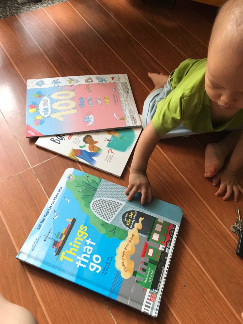 Giao hàng nhanh. Sách đẹp, nội dung phù hợp. Bé mình rất thích