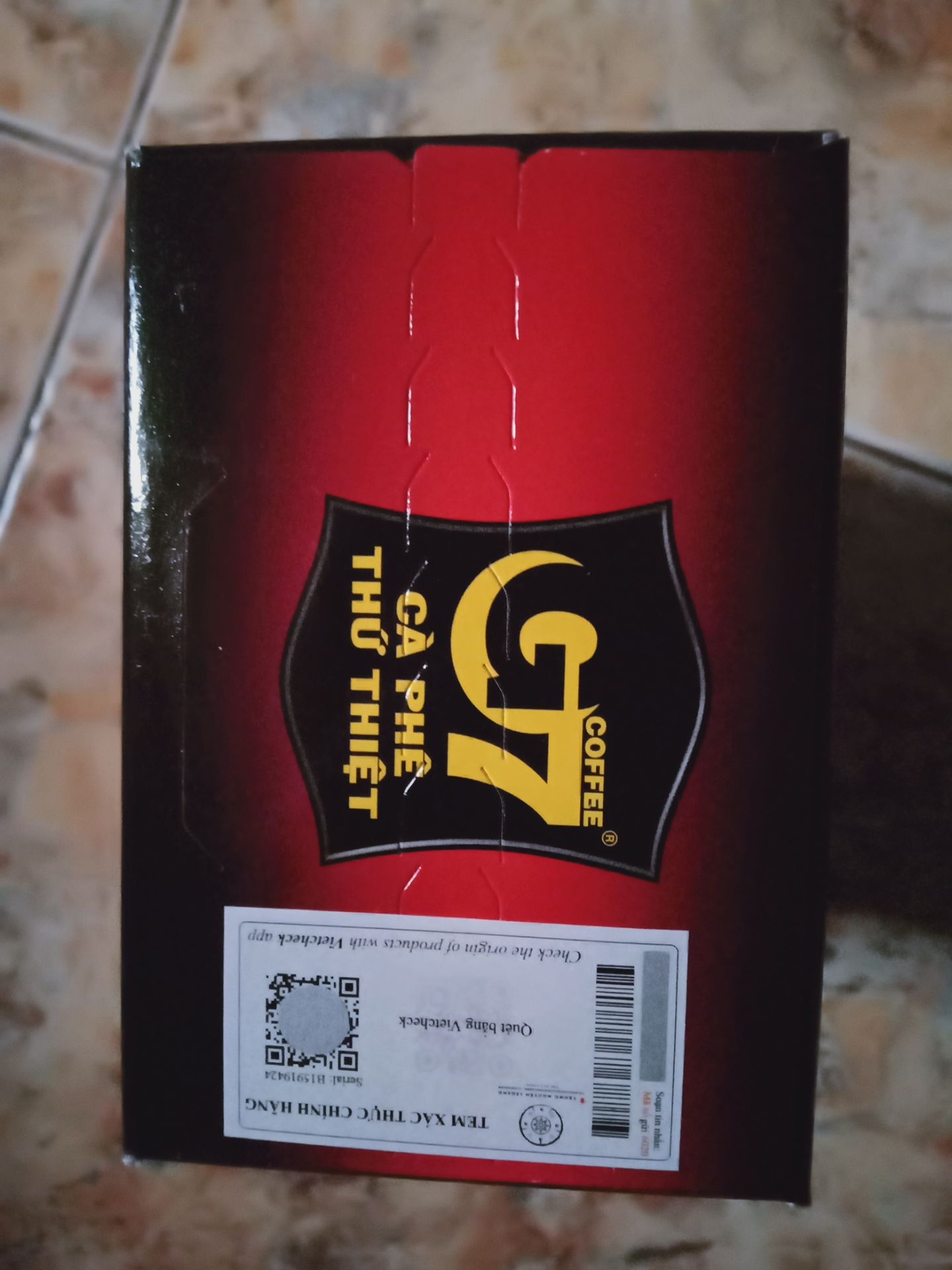 Shop chuẩn bị hàng nhanh, đóng gói ổn. Date còn khá mới, khẩu vị tùy mỗi người. Giá phải chăng, nói chung đáng mua