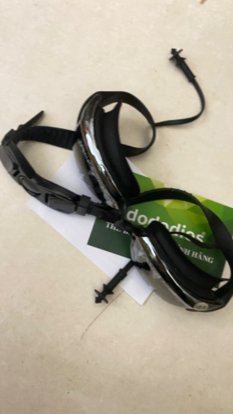 Mình nhận đc hàng r, sp y như quảng luôn ưng hết cả mình 
Tiki giao hàng thì siêu nhanh mới sáng htrc đặt hsau đã nhận đc hàng r. Đã v a ship còn nhiệt tình hỏi thăm cả sức khoẻ nhà mình chứ 🤣
Nhắn tin cho shop để hỏi về sp thì sp tư vấn quá nhiệt tình, nên mua nha cả nhà 🥳