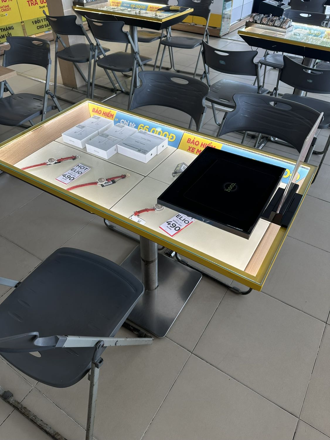 Sản phẩm rất tốt" (Sản phẩm rất tốt) là một nhận xét tích cực, và tùy thuộc vào ngữ cảnh, nó có thể áp dụng cho nhiều loại mặt hàng,