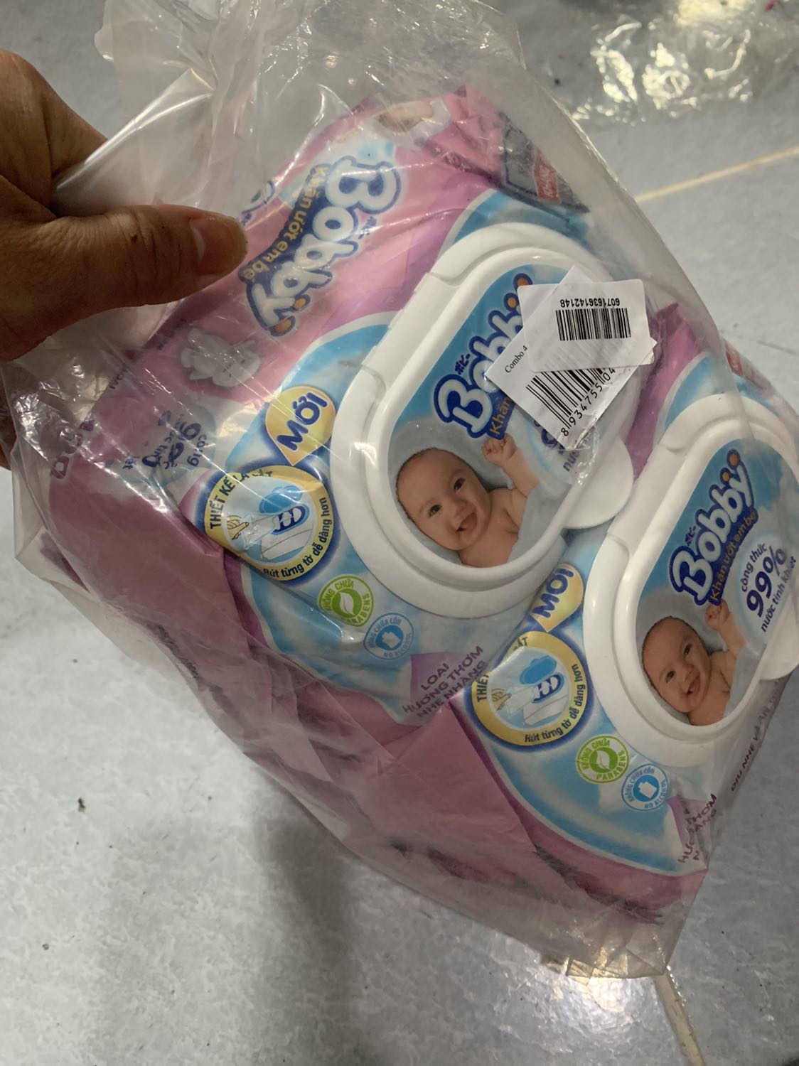 Sản phâm chất lượng tốt, giá tốt. Giao hàng lâu, đặt từ 10/9 tới 3/11 mới nhận đc, 54 ngày. Quá lâu