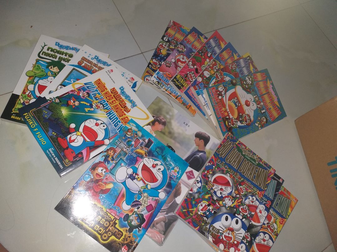 cực kì hài lòng, bìa truyện đẹp. Tuy có 2 quyển hơi bẩn chút