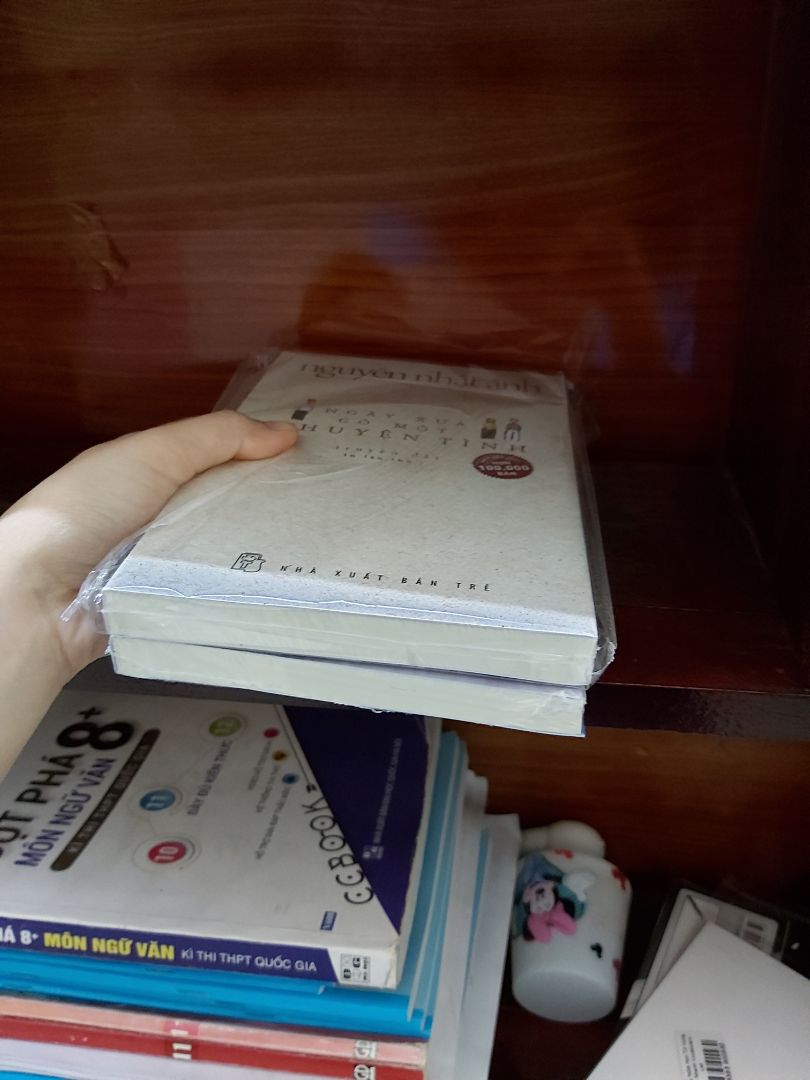 Sp đóng gói cẩn thận . Giá ok nhưng mà ship hơi đắt :(